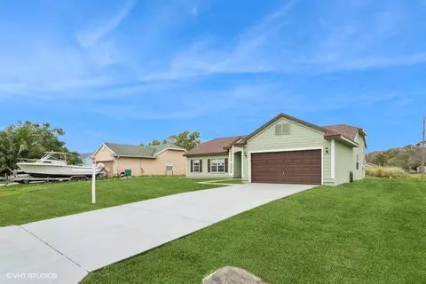 4801 Myrtle Dr, Fort Pierce, FL 34982