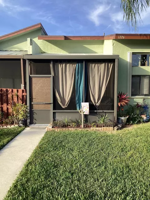 1726 W Sanderling Ln, Fort Pierce, FL 34982