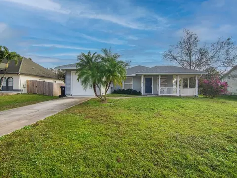 2349 SE Addison St, Port Saint Lucie, FL 34984