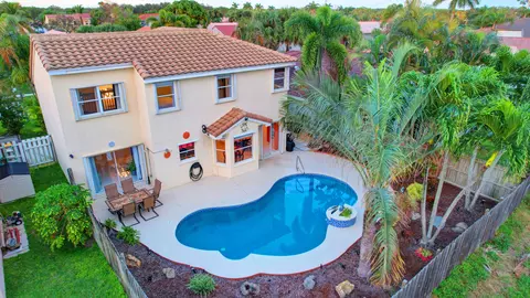 8198 White Rock Cir, Boynton Beach, FL 33436