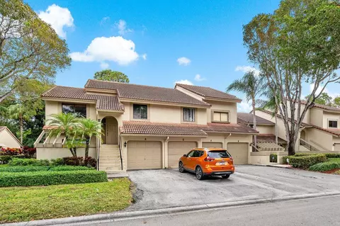 5630 Coach House Cir #F, Boca Raton, FL 33486
