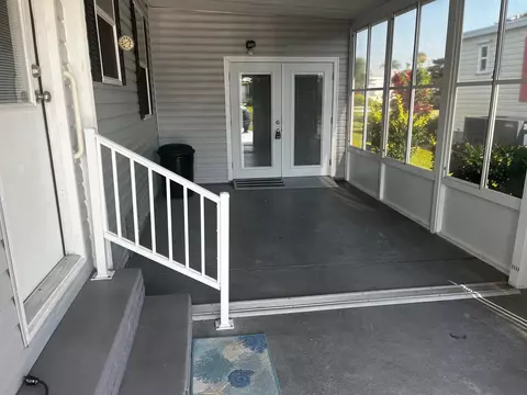 8525 Lidflower Ct, Port Saint Lucie, FL 34952