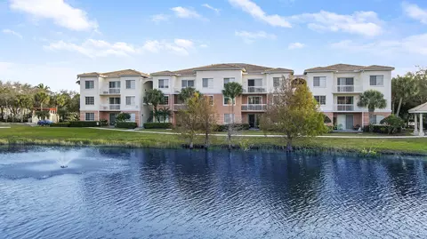 10103 Myrtlewood Cir W, Palm Beach Gardens, FL 33418