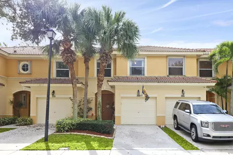 268 River Bluff Lane Ln, Royal Palm Beach, FL 33411