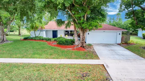 1941 Shower Tree Way, Wellington, FL 33414