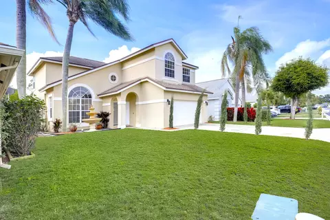 1416 Lake Breeze Dr, Wellington, FL 33414