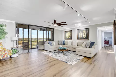 7233 Promenade Dr #502, Boca Raton, FL 33433