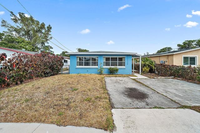 1658 W 10th St, Riviera Beach, FL 33404
