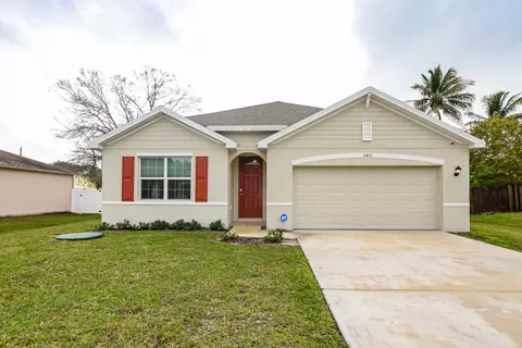 2402 SE Gillette Ave, Port Saint Lucie, FL 34952