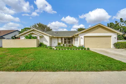 13675 Chatsworth Village Dr, Wellington, FL 33414