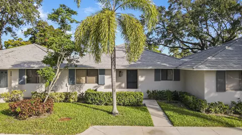 407 Club Dr, Palm Beach Gardens, FL 33418