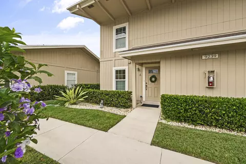 9239 SE Riverfront Ter #A, Jupiter, FL 33469