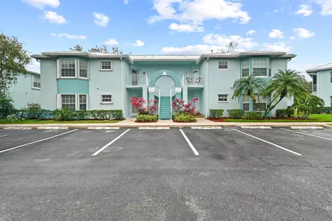 1106 SW Swan Lake Cir #1603, Port Saint Lucie, FL 34986