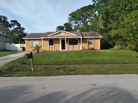1149 SW Estaugh Ave, Port Saint Lucie, FL 34953