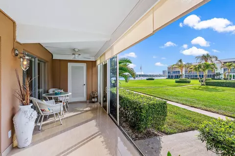 100 Waterway Rd #A104, Tequesta, FL 33469