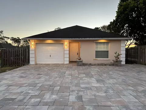 1196 14th Ave SW, Vero Beach, FL 32962