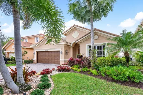 12492 Aviles Cir, Palm Beach Gardens, FL 33418