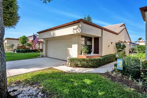 5594 Kiowa Cir, Boynton Beach, FL 33437