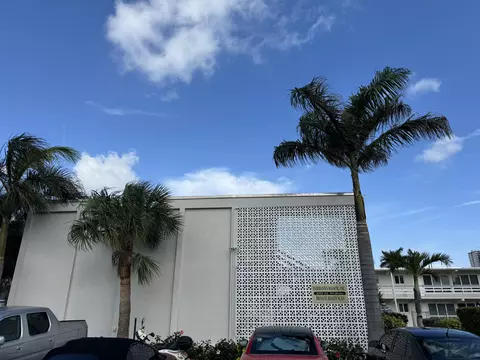 3205 SE 7th St #101, Pompano Beach, FL 33062