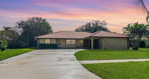 1838 SE Greendon Ave, Port Saint Lucie, FL 34952