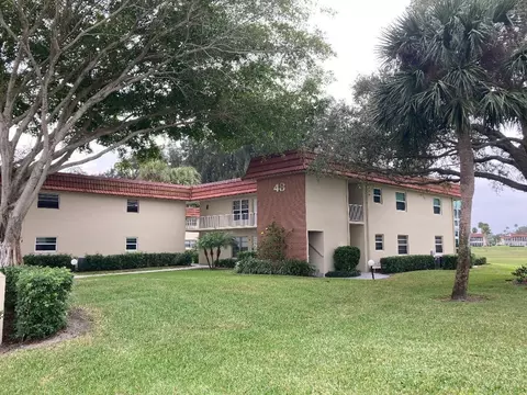 48 Woodland Dr #103, Vero Beach, FL 32962