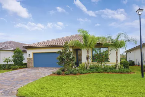 676 SE Villandry Way, Port Saint Lucie, FL 34984
