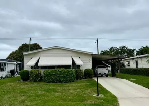 7665 SE Independence Ave, Hobe Sound, FL 33455