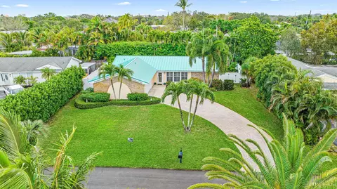 127 W Norfolk Rd, Jupiter, FL 33469