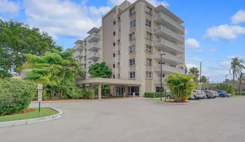 1831 NE 38th St #202, Oakland Park, FL 33308