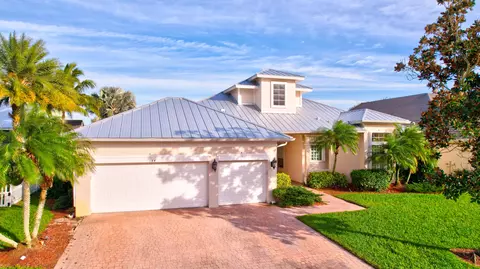 184 NW Magnolia Lakes Blvd, Port Saint Lucie, FL 34986