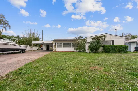308 Elizabeth Rd, Lake Worth, FL 33461