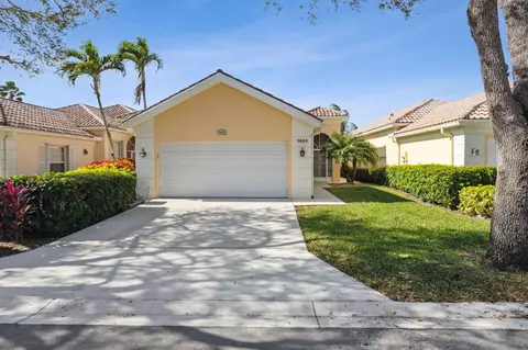 2653 James River Rd, West Palm Beach, FL 33411