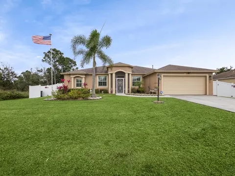 160 SW Exora Ter, Port Saint Lucie, FL 34953
