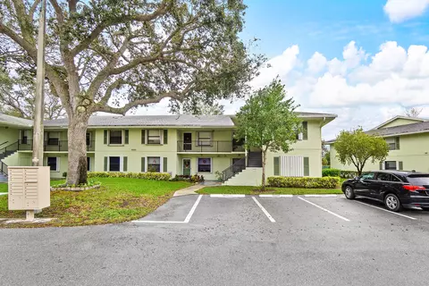 1001 Sabal Ridge Cir #H, Palm Beach Gardens, FL 33418