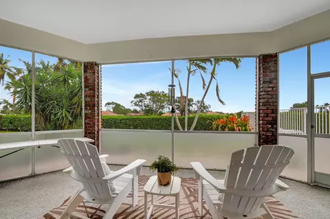 324 Orange Tree Dr #2, Atlantis, FL 33462