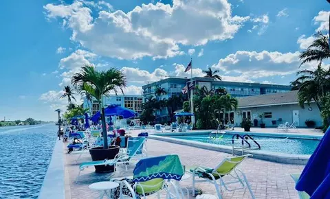 2012 S Federal Hwy S #207, Boynton Beach, FL 33435