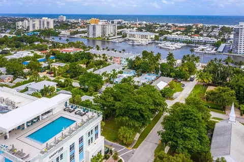 146 SE 7th Ave, Delray Beach, FL 33483