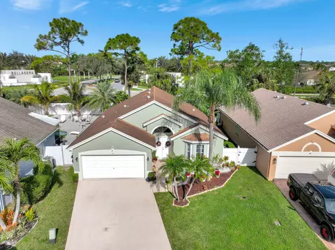 131 Saratoga Blvd E, Royal Palm Beach, FL 33411