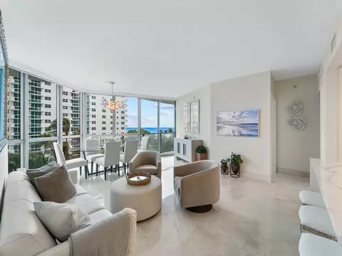 Undisclosed, Hollywood, FL 33019