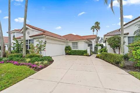 315 Eagleton Golf Dr, Palm Beach Gardens, FL 33418