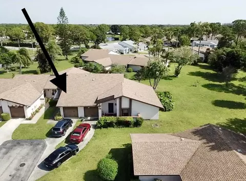 3800 Devenport Ct, Greenacres, FL 33463
