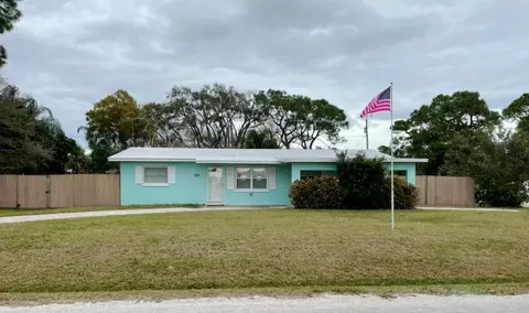 1700 Linwood Ave, Fort Pierce, FL 34982