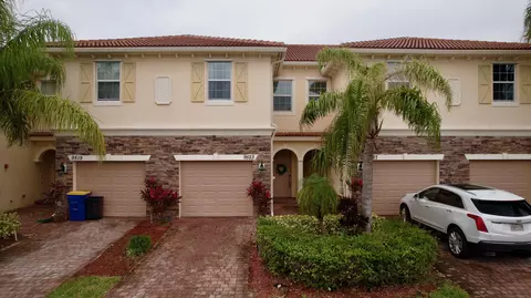 9523 SW Merlin Ct, Stuart, FL 34997 photo 1