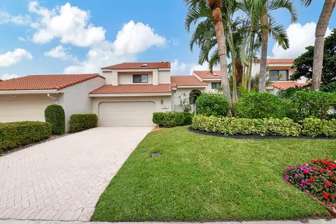 7405 Woodmont Ct, Boca Raton, FL 33434