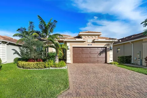 15434 Blue River Rd, Delray Beach, FL 33446