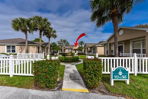 559 NW San Remo Cir, Port Saint Lucie, FL 34986