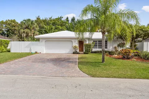 572 NW 11th Ave NW, Boca Raton, FL 33486