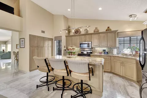 7478 Glendevon Ln, Delray Beach, FL 33446