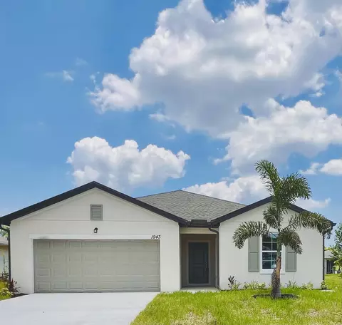 1943 SW Victor Ln #203, Port Saint Lucie, FL 34984
