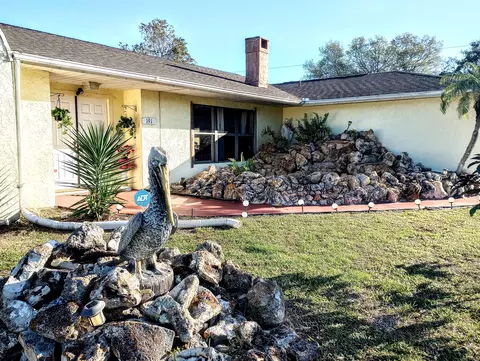 191 SW Thanksgiving Ave, Port Saint Lucie, FL 34984
